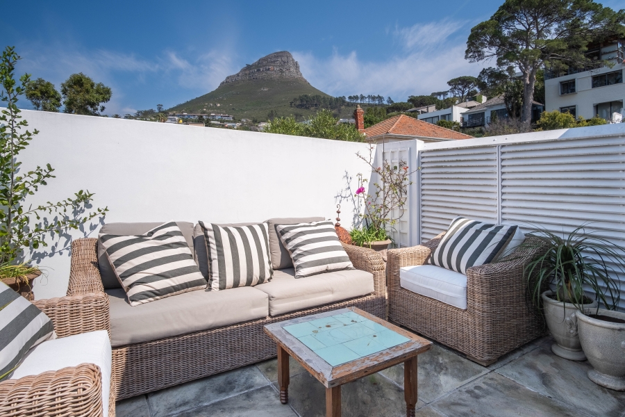 3 Bedroom Property for Sale in Tamboerskloof Western Cape